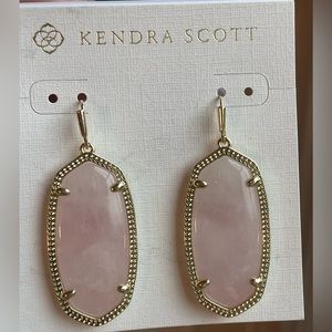 NWT - Kendra Scott Elle Gold/Rose Quartz Drop Earrings